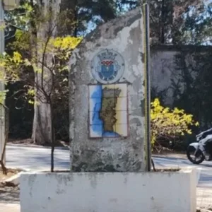 Monumento - Praça Comunidade da Villa de Arouca